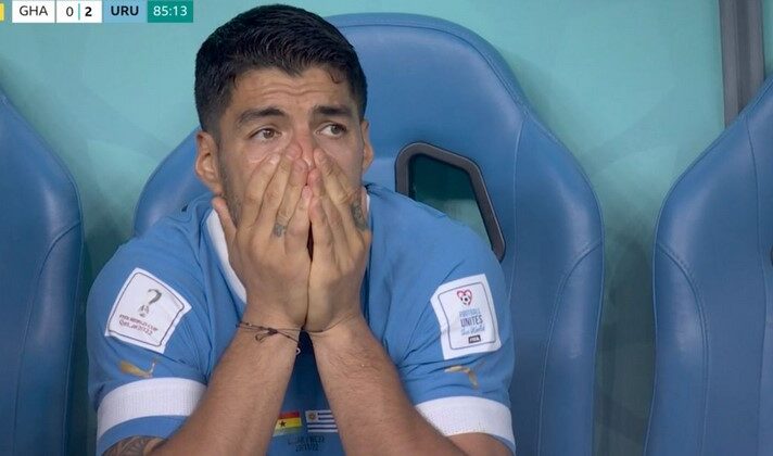 Suarez khóc ròng khi biết Hàn Quốc ghi bàn