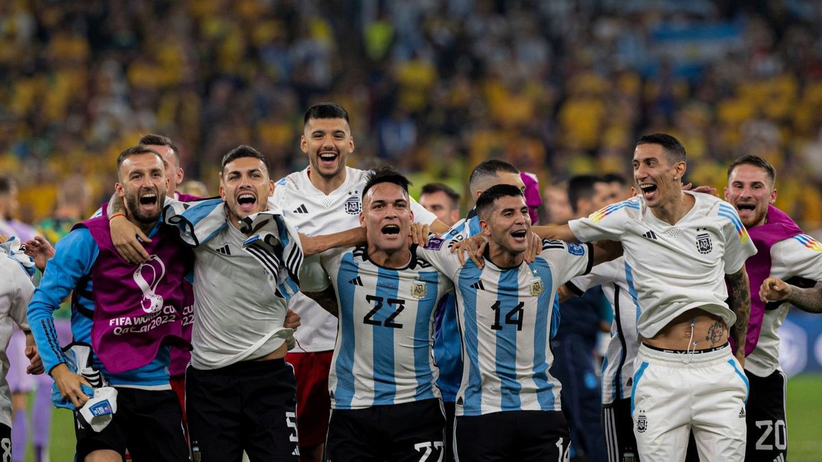 Argentina là đối thủ của Hà Lan