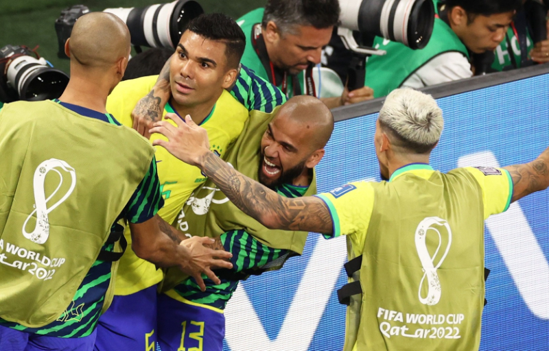 Casemiro chia sẻ bí quyết giúp Brazil chiến thắng trước Thụy Sĩ