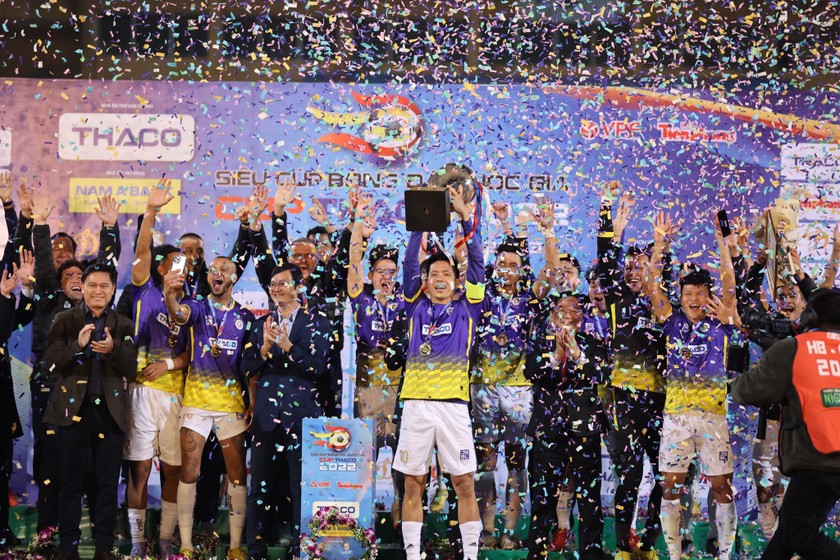 Đội bóng Thủ đô có danh hiệu đầu tiên trong mùa giải mới