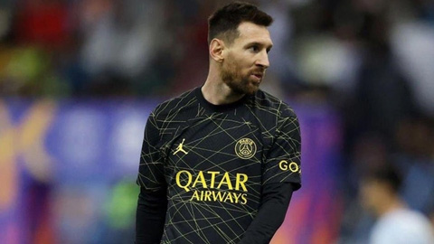 Messi tiếp tục gắn bó với PSG