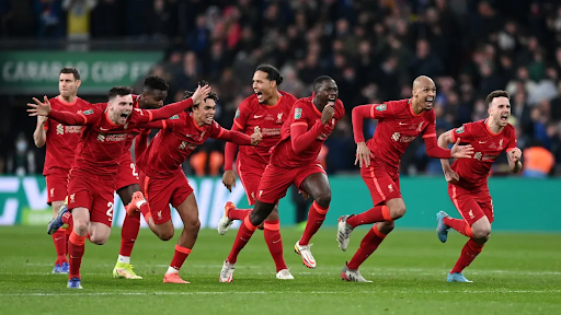 Chiến thắng nghẹt thở của Liverpool trên chấm luân lưu