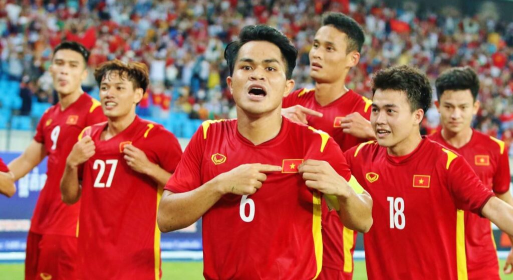 Sự nghiệp bóng đá của Dụng Quang Nho bắt đầu từ lò đào HAGL - JMG