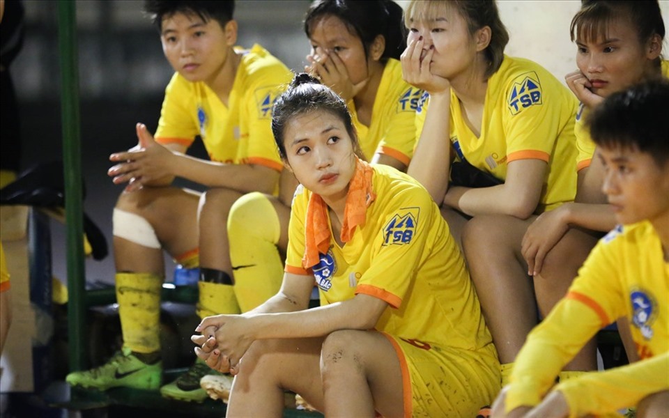 Tuyển thủ Trần Thị Duyên: Bông hồng xinh đẹp của đội tuyển bóng đá nữ Việt Nam