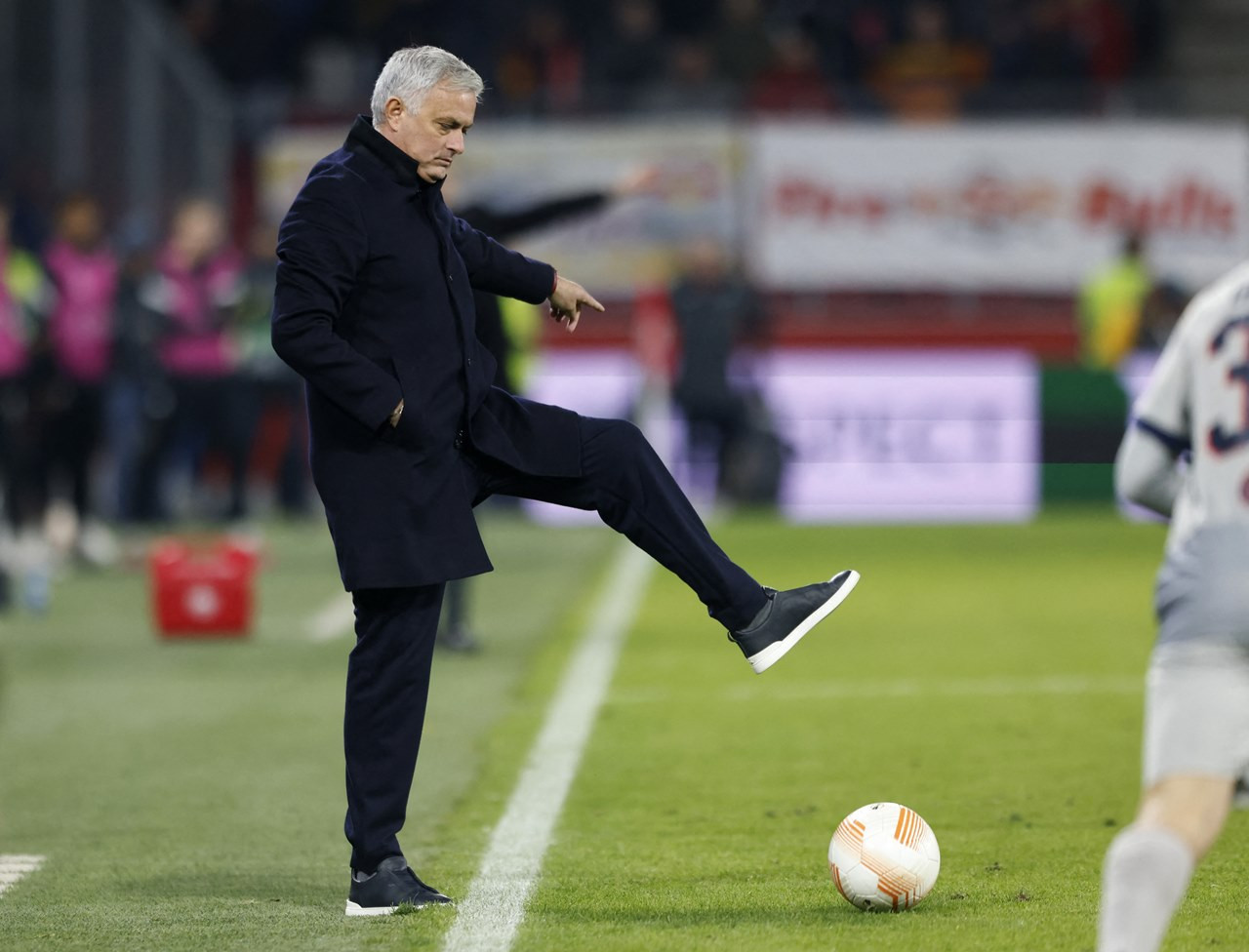 Các cổ động viên của AS Roma có thể đặt niềm tin vào cái duyên của Mourinho