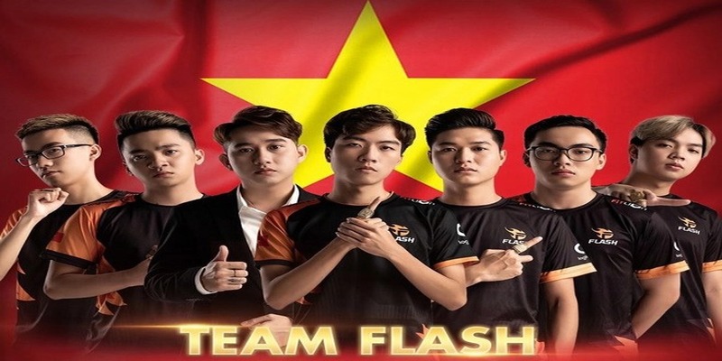Team Flash vẫn ghi danh trong top 4 đội mạnh nhất mùa giải