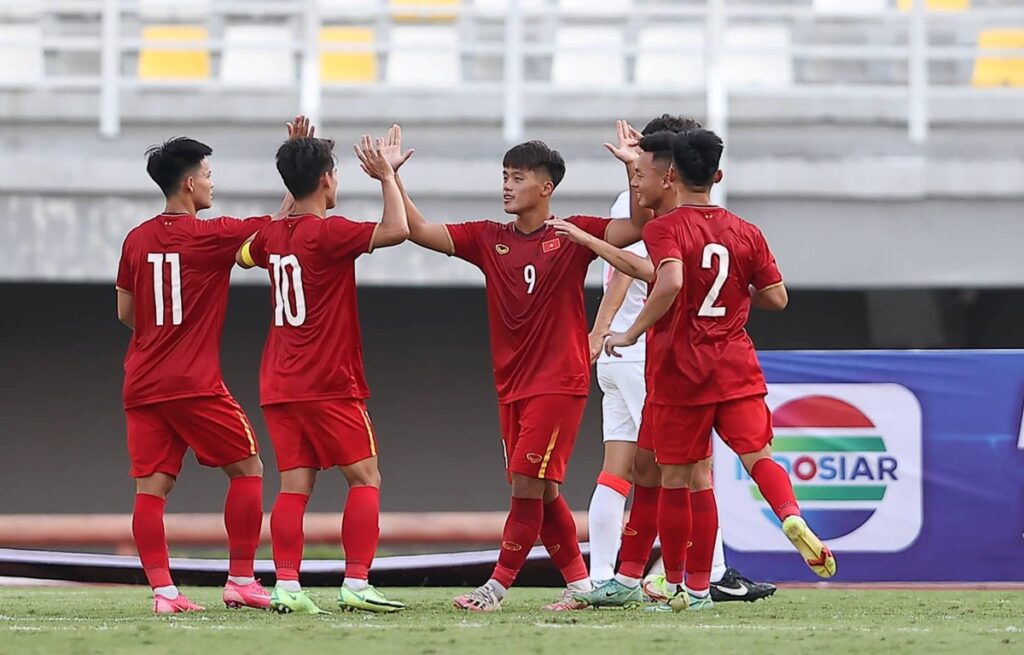 ĐT U20 Việt Nam và chiến thắng đầu tiên