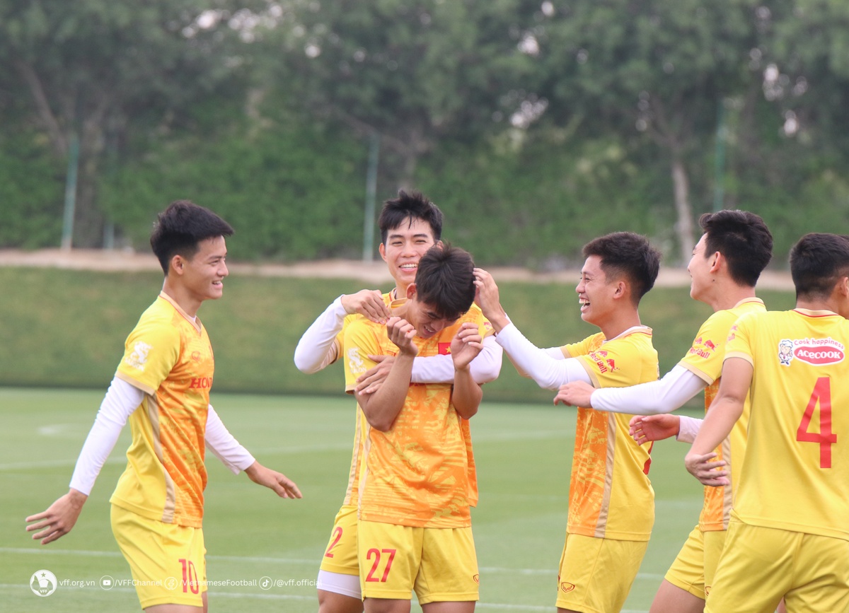 U23 Việt Nam đã quay trở lại tập luyện để chuẩn bị cho trận gặp U23 Kyrgyzstan