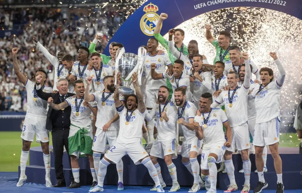 Đội vô địch UEFA Champions League dần lộ diện