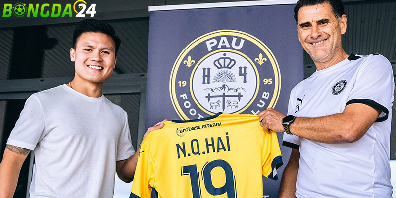 Quang Hải sang Pháp chơi cho Pau FC